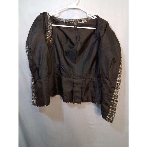 Black Mossimo top - Picture 6 of 7